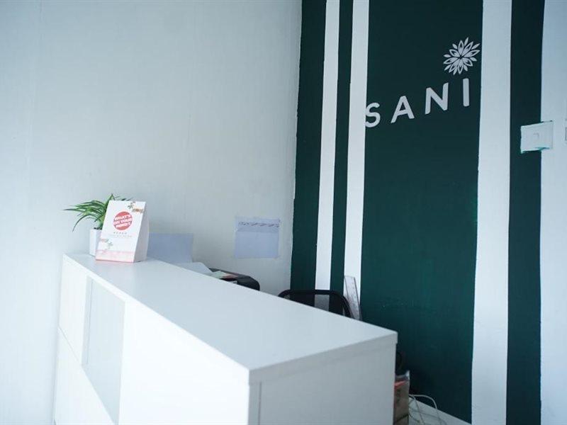 RedDoorz At Sani Guest House Balikpapan  Exterior foto