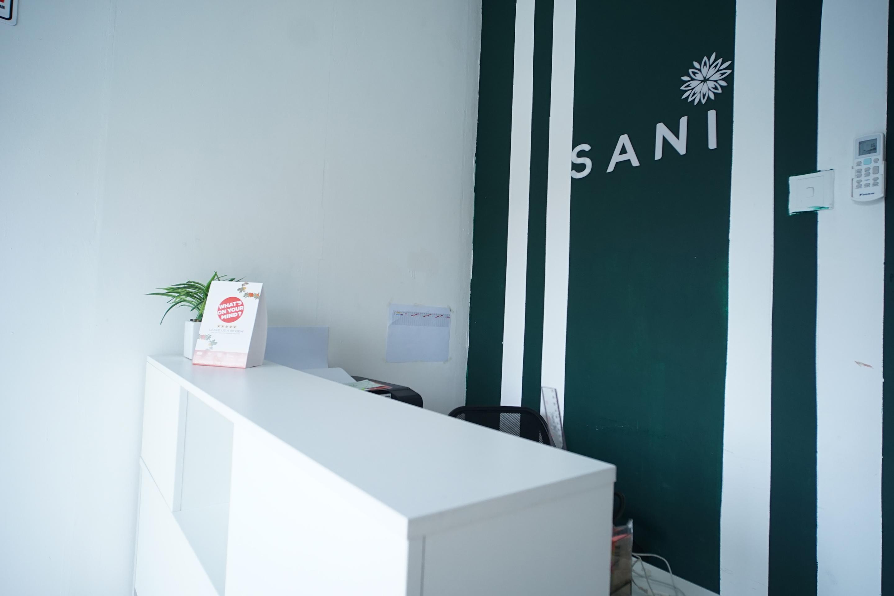 RedDoorz At Sani Guest House Balikpapan  Exterior foto